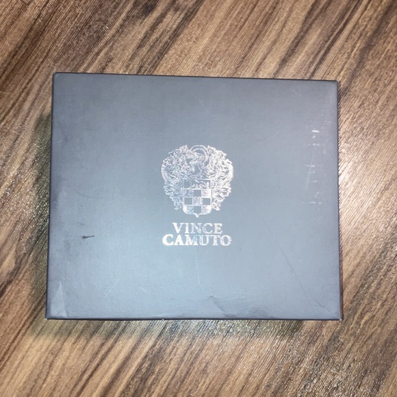 Vince Camuto Anglessi Snake Print Leather Heel Dress Sandals size 7.5 with box - Picture 15 of 16